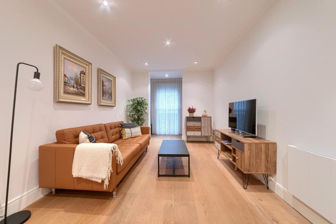 Lersundi Chic Stay Bilbao Exterior photo